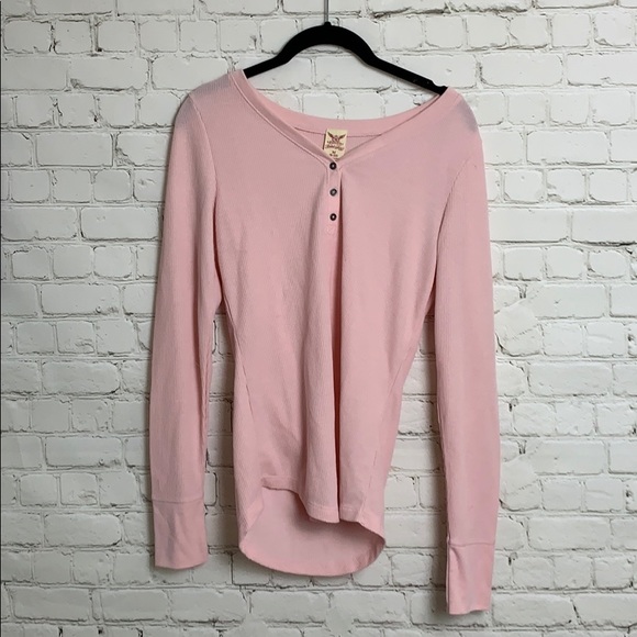 pink thermal top